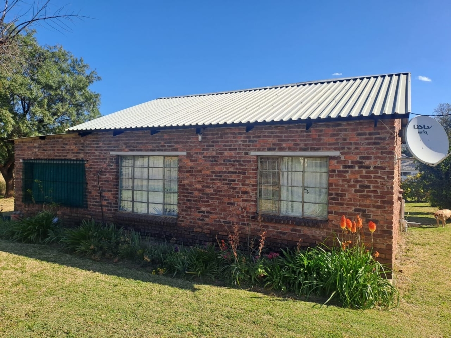 2 Bedroom Property for Sale in Swartruggens North West